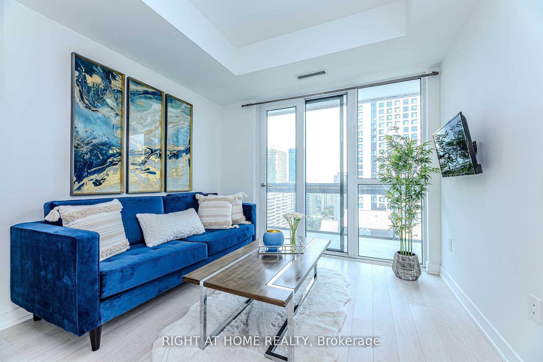 1301 - 39 Roehampton Avenue Toronto Ontario Canada Sale residential INNA BALANDINA Right at Home Realty, Brokerage*