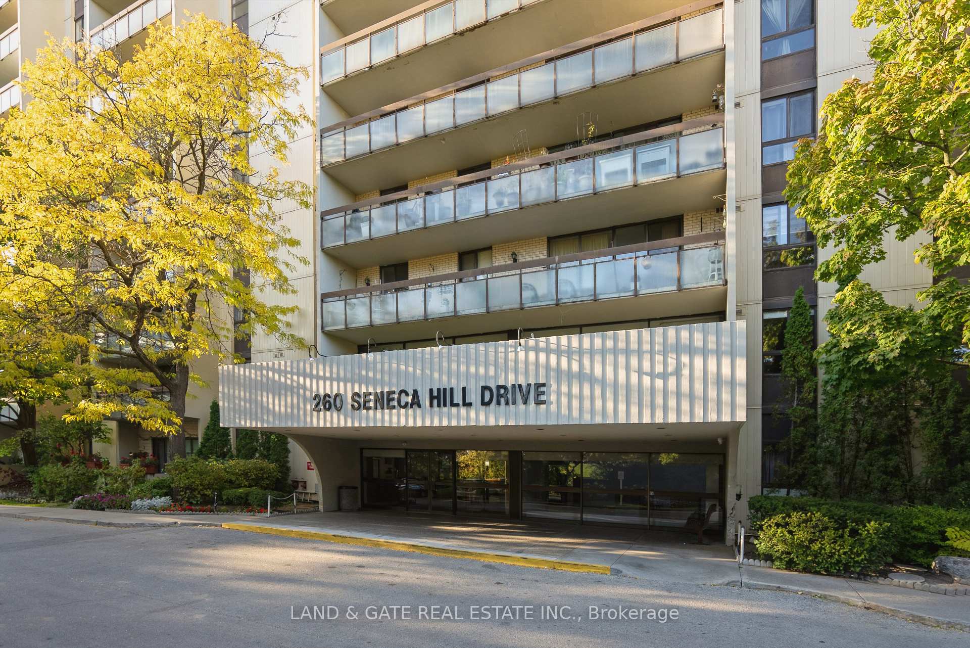702 - 260 Seneca Hill Drive Toronto Ontario Canada Sale residential Ross Talibov RE/MAX Professionals Inc., Brokerage *