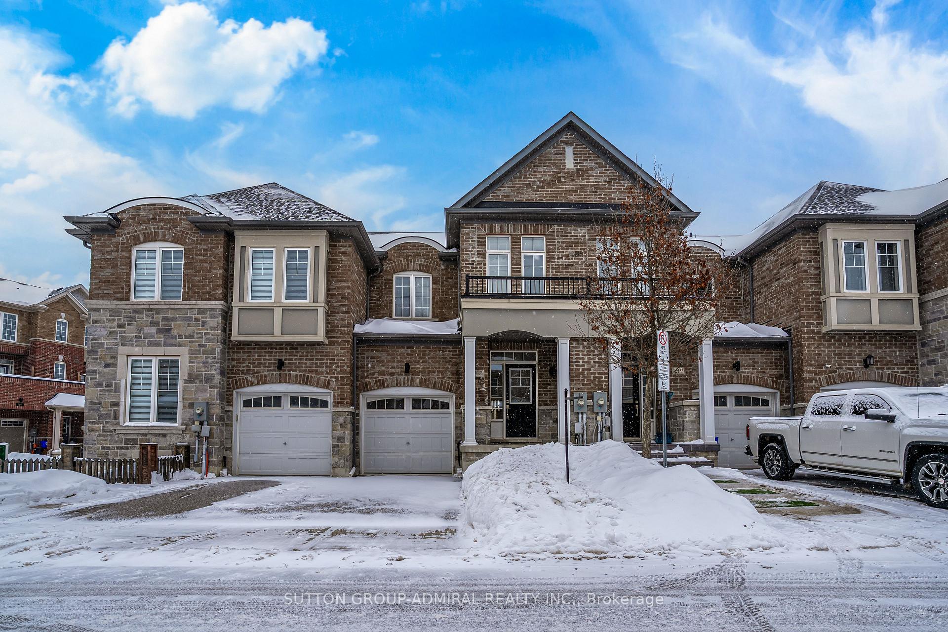 217 Bennett Street Newmarket Ontario Canada Sold residential Daniel Shafro Sutton Group-Admiral Realty Inc., Brokerage *