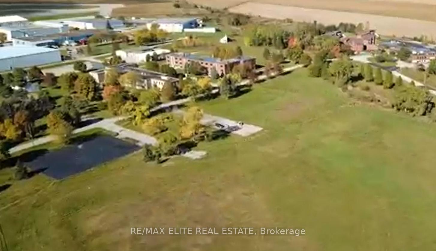 424 Quebec Avenue South Huron Ontario Canada Sale commercial Steve Riddell SUTTON GROUP - SMALL TOWN TEAM REALTY INC. BROKERAGE*