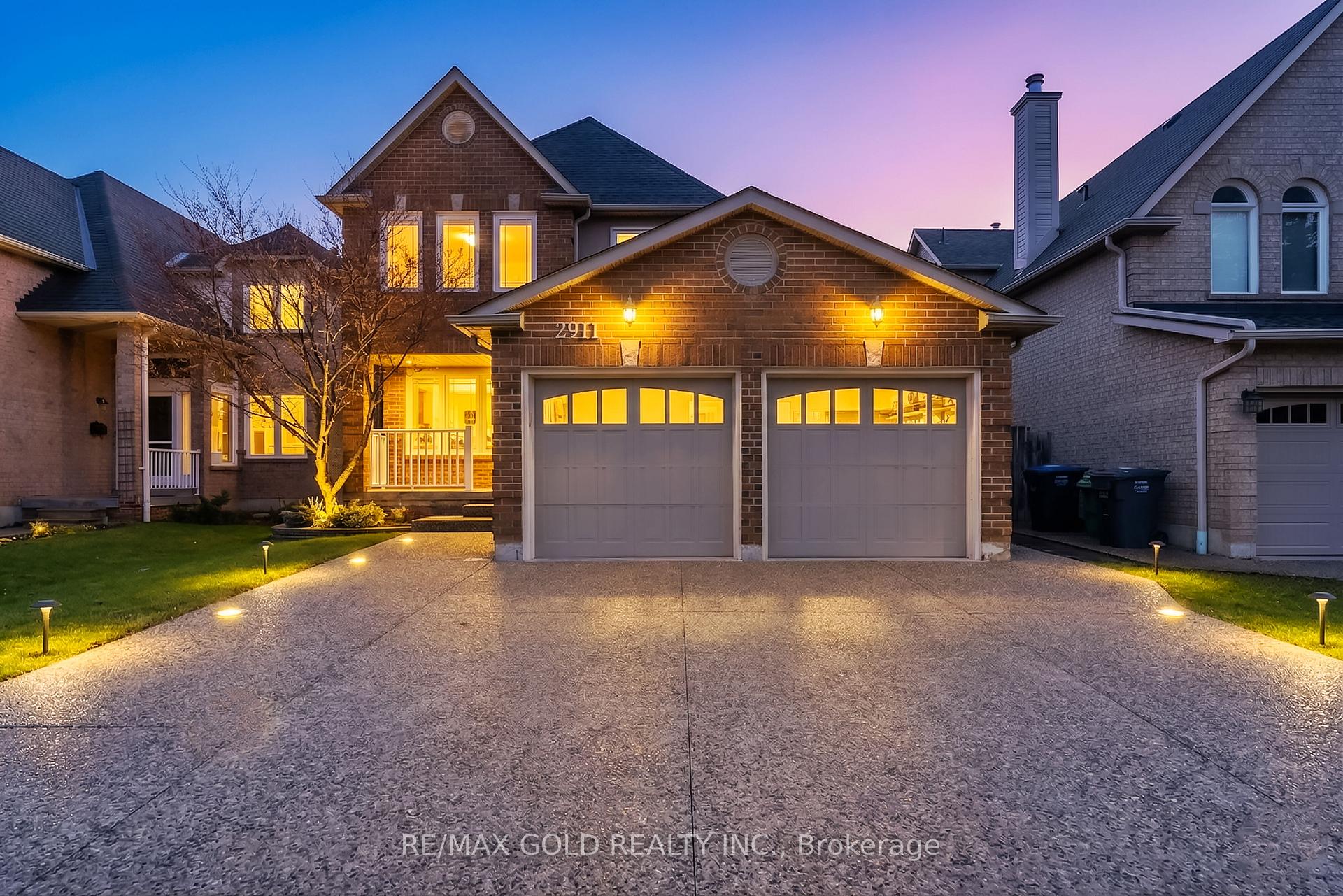 2911 Tradewind Drive Mississauga Ontario Canada Sale residential Asher Ullah RE/MAX Gold Realty Inc., Brokerage *
