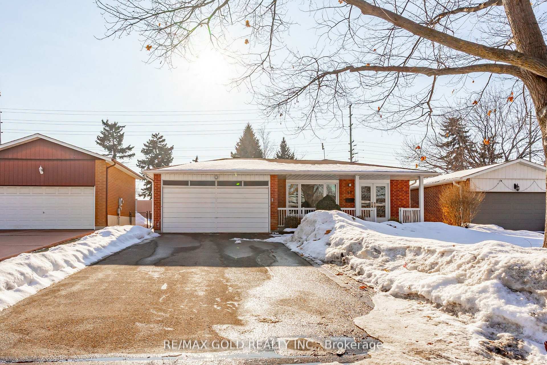 48 Malcolm Crescent Brampton Ontario Canada Sale residential Raj Sharma RE/MAX GOLD REALTY INC.