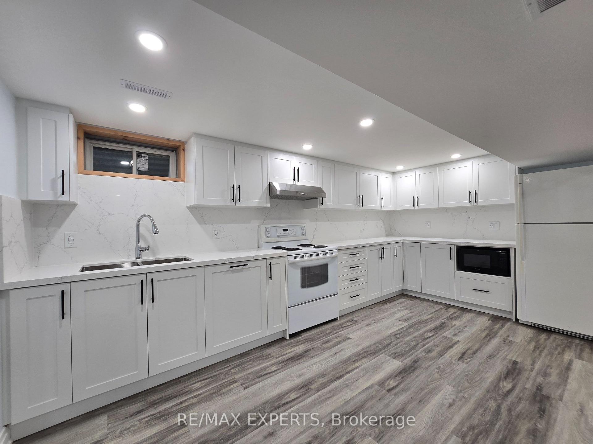 764 Elgin Street Newmarket Ontario Canada Rent residential NIHAD HAZBOUN Re/Max Experts, Brokerage*