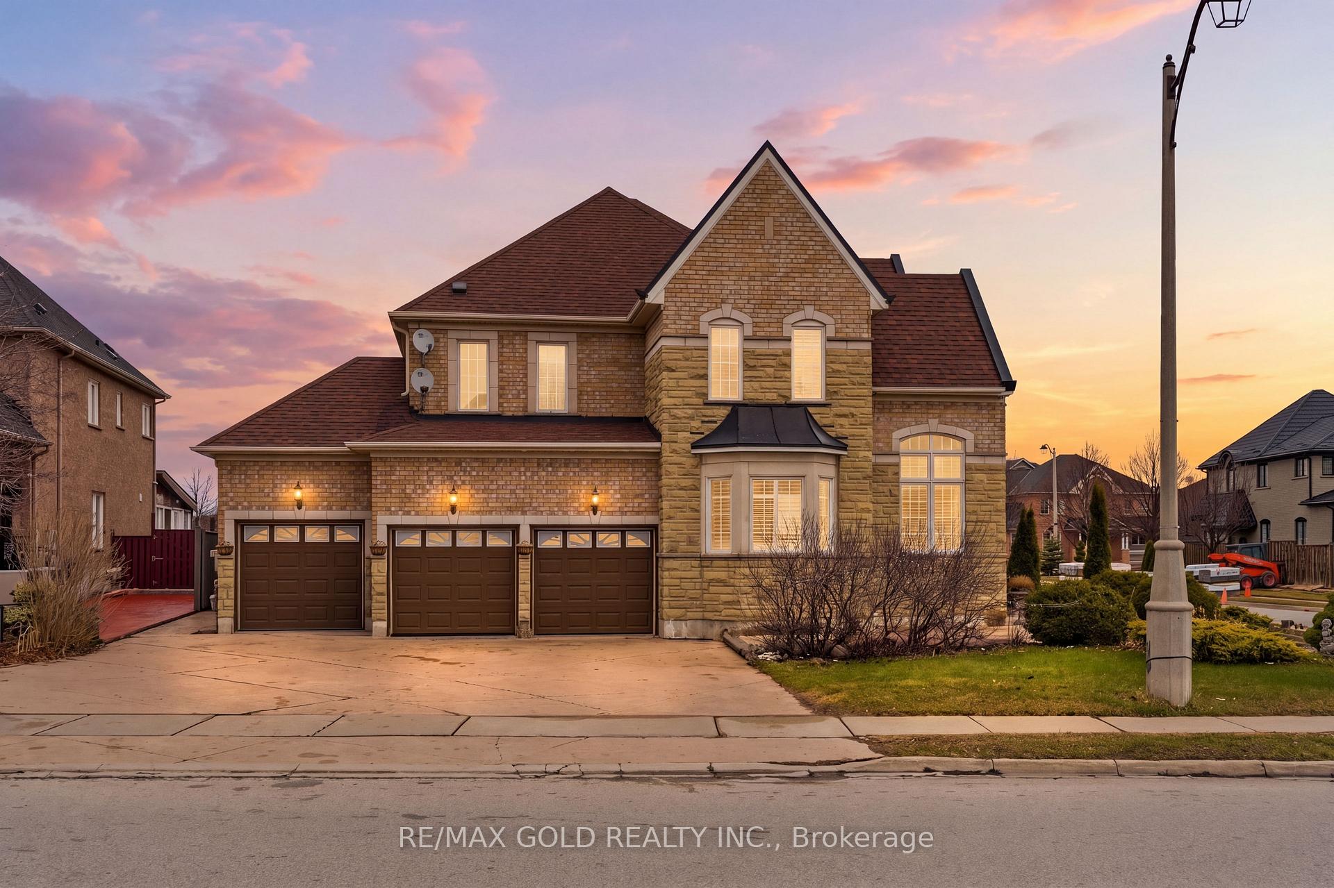 2 Calderstone Road Brampton Ontario Canada Sale residential Raj Sharma RE/MAX GOLD REALTY INC.