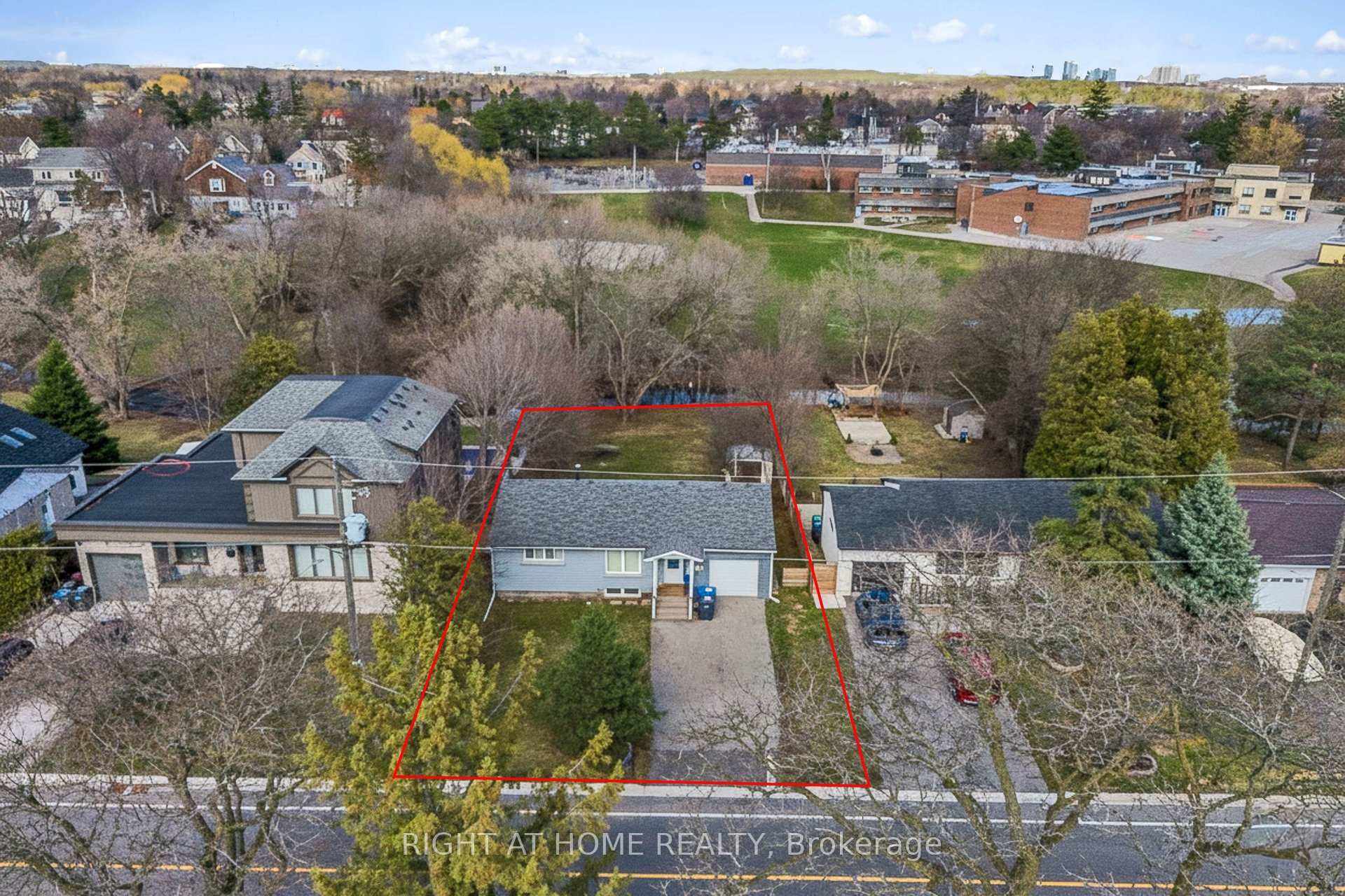 15 Pioneer Drive Mississauga Ontario Canada Sale residential Ruth-Ann Shallow Right at Home Realty, Brokerage*