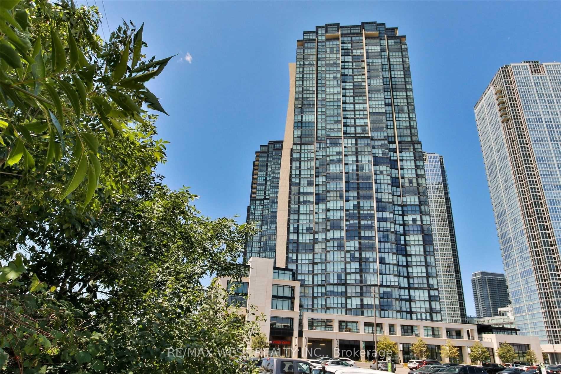 3203 - 2900 Highway 7 Vaughan Ontario Canada Sale residential Alizeh Shah Aslam RE/MAX West Realty Inc. Brokerage *