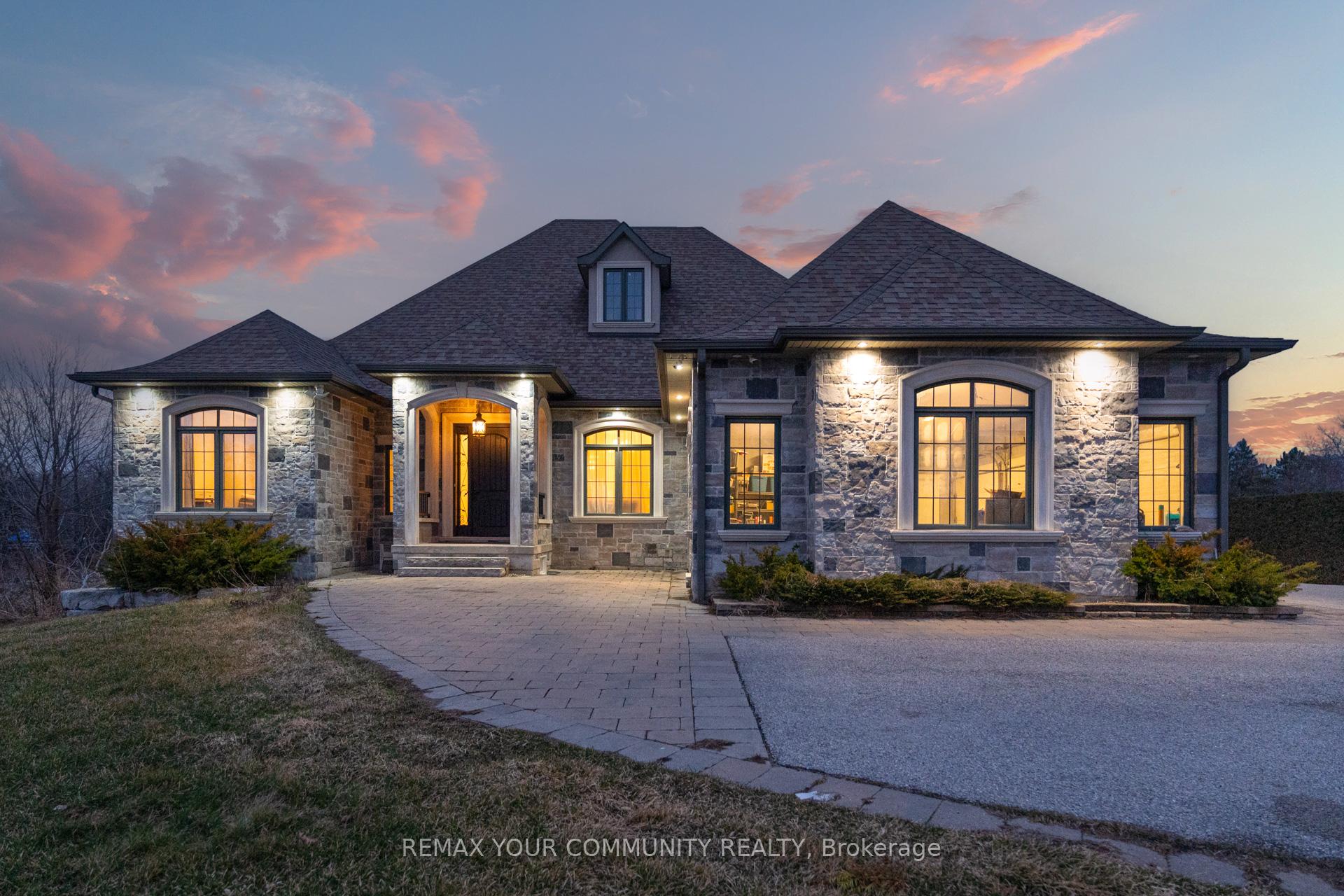 20111 Bathurst Street E East Gwillimbury Ontario Canada Sale residential ZARTOSHT VAHABI Re/Max Your Community Realty, Brokerage*