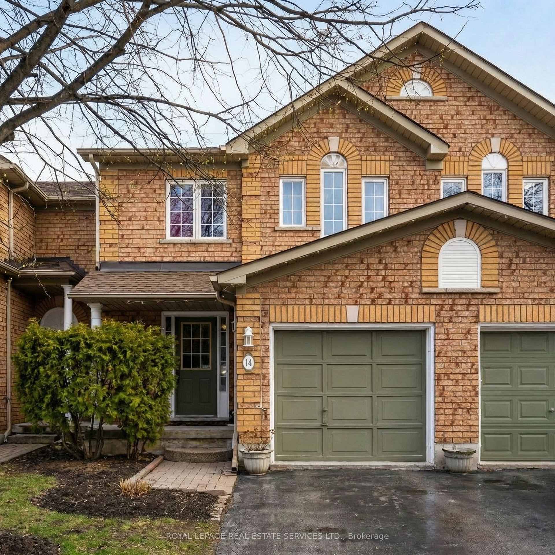14 - 2871 DARIEN Road Burlington Ontario Canada Sale residential Nadia  Maharaj Royal LePage Real Estate Services Ltd., Brokerage
