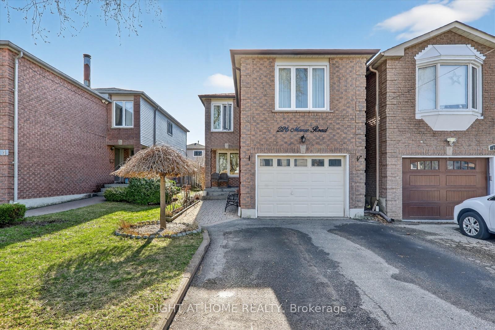 226 Manse Road Toronto Ontario Canada Sale residential Olga Tomchin Right at Home Realty, Brokerage*
