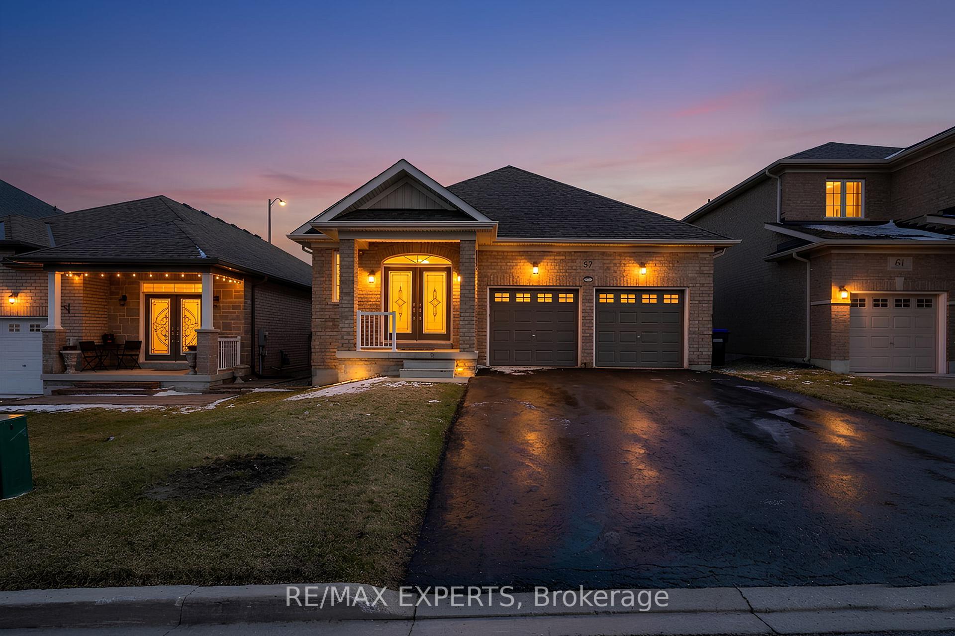 57 Hopkins Crescent N Bradford West Gwillimbury Ontario Canada Sale residential Francesco De Dominicis Re/Max Experts, Brokerage*