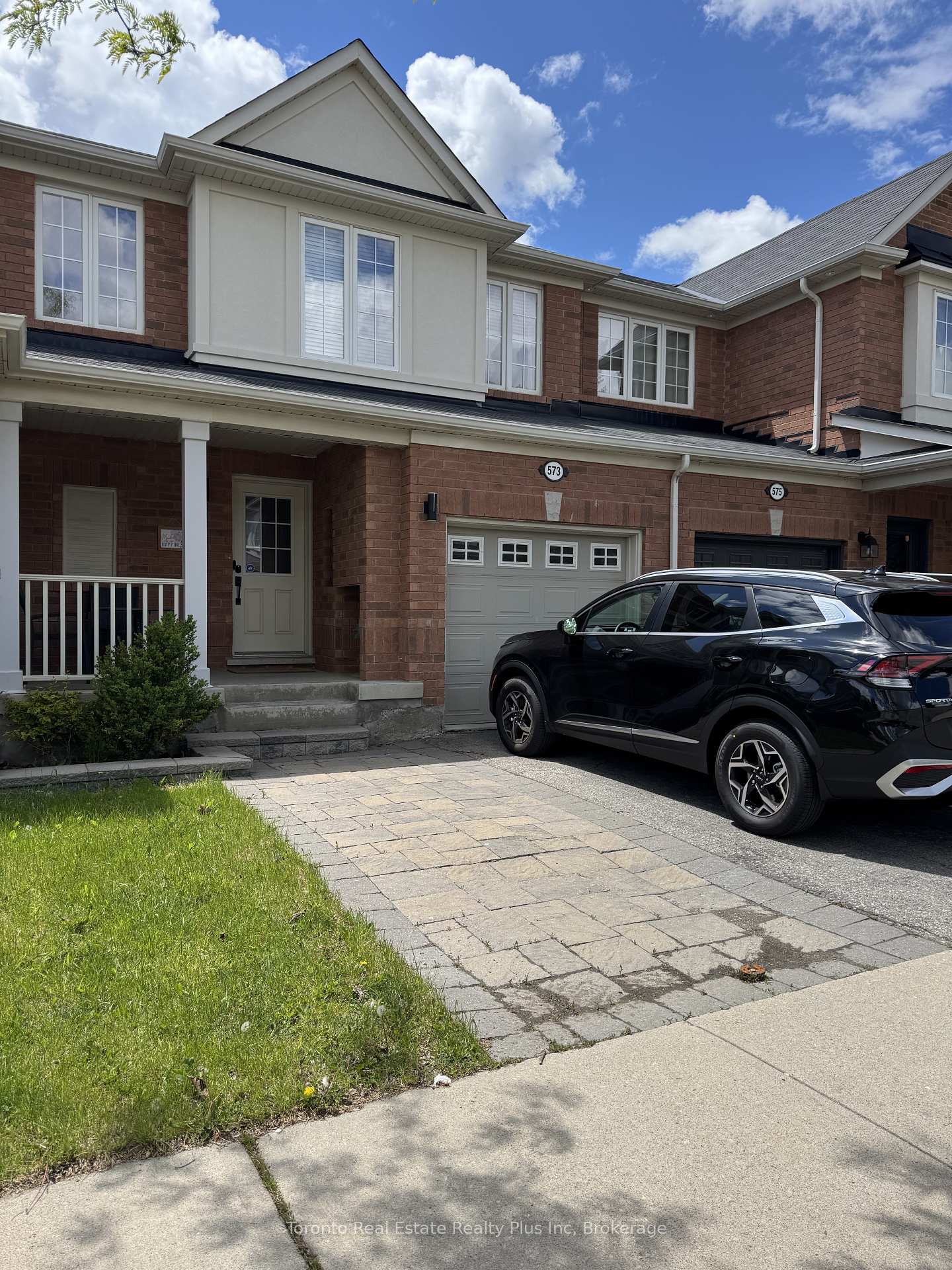 573 Cargill Path Milton Ontario Canada Sale residential Shaleen Kumar RE/MAX Real Estate Centre Inc., Brokerage*