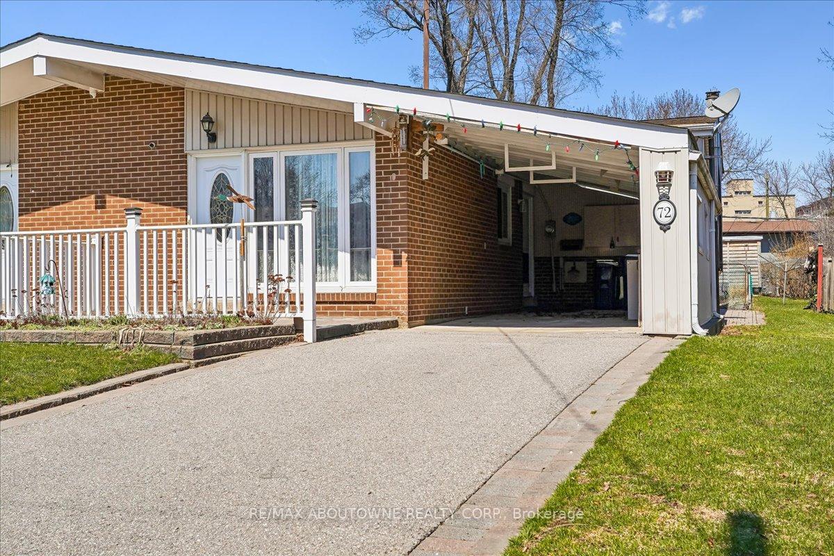 72 Dogwood Crescent Toronto Ontario Canada Sale residential Allan Todd RE/MAX Real Estate Centre Inc., Brokerage*