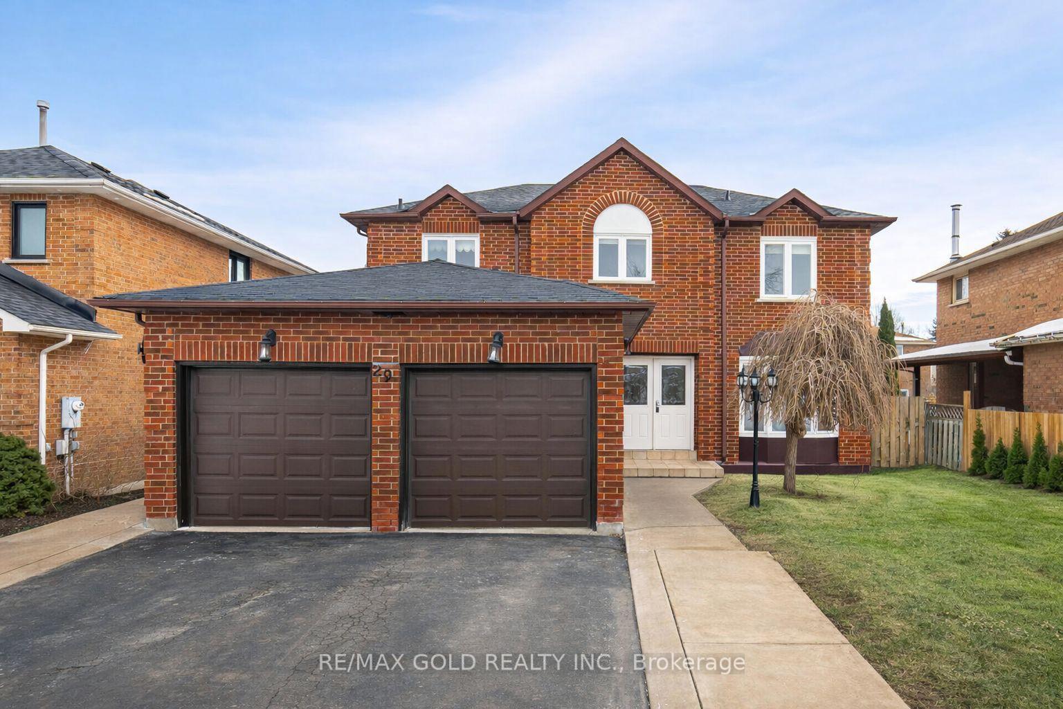 29 Brydon Crescent Brampton Ontario Canada Sale residential Gurjinder Singh Longia RE/MAX Gold Realty Inc., Brokerage*