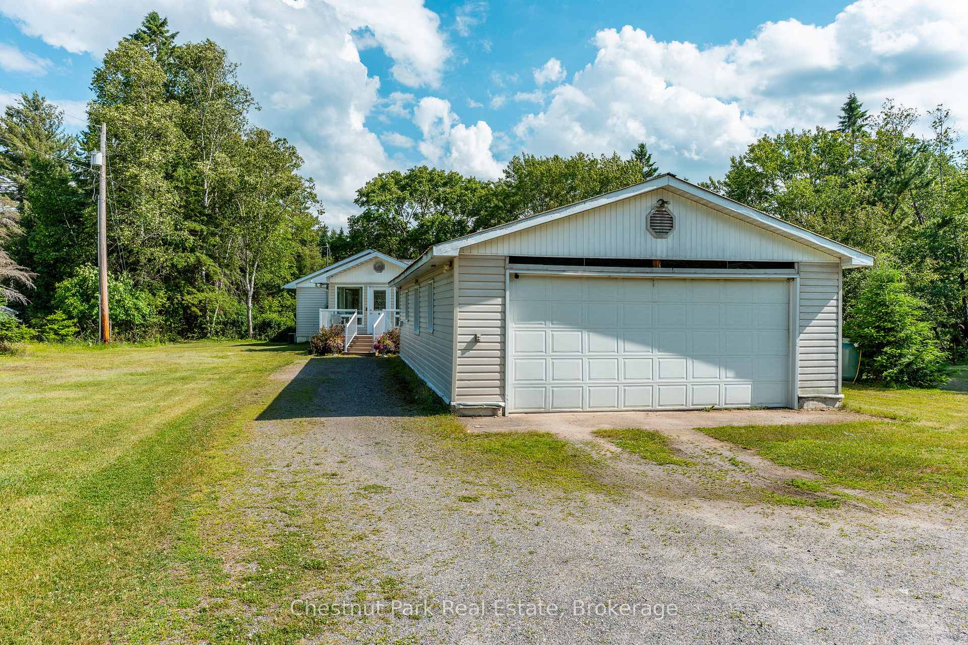 2 Bedroom Single Family Home/House's Image 4