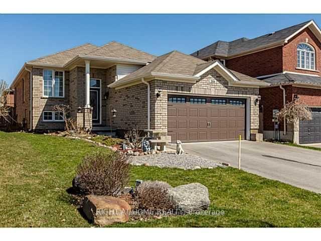 204 Proclamation Drive Barrie Ontario Canada Sale residential Slavisa (Sasha) Garaca Right at Home Realty, Brokerage*