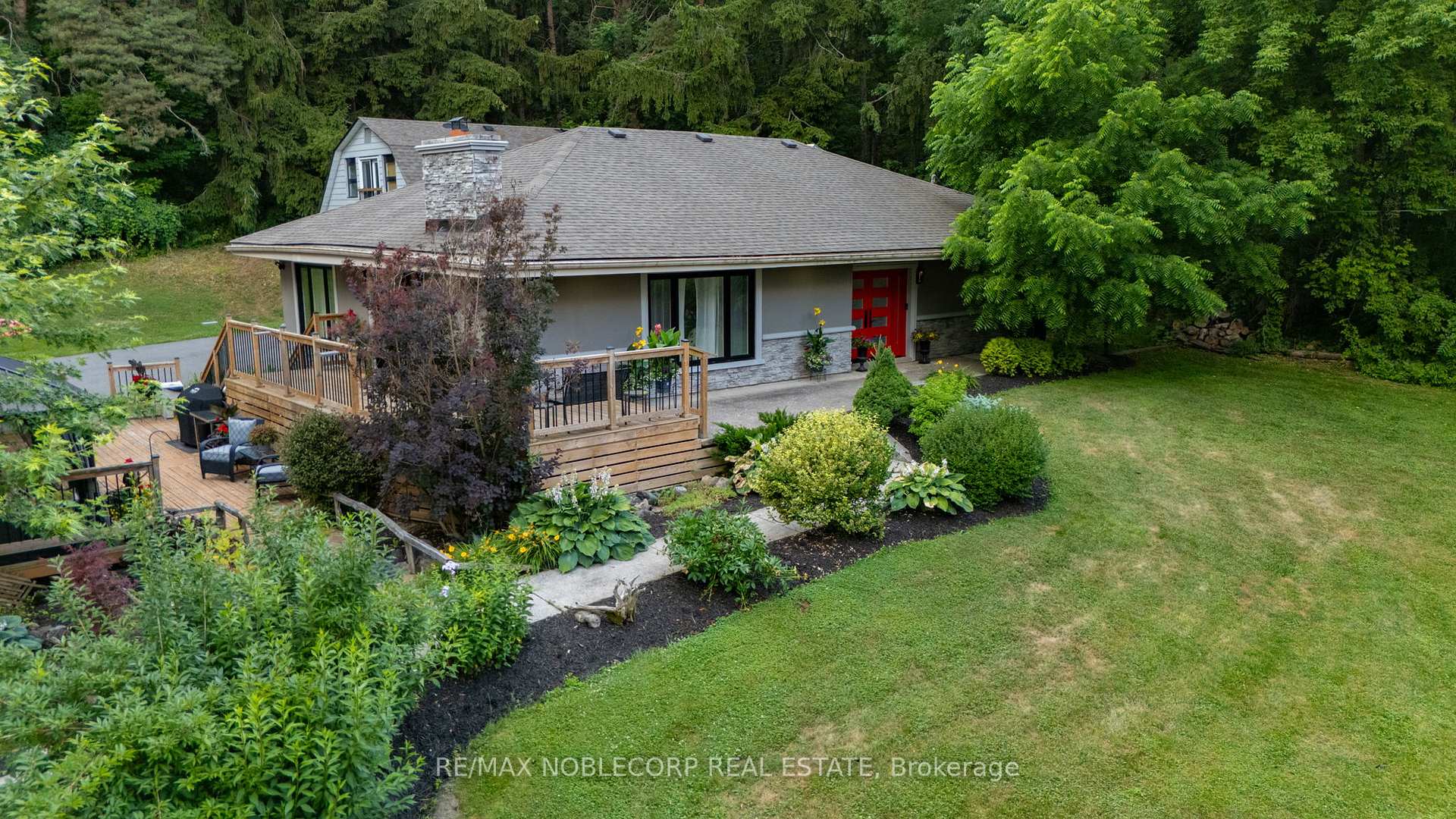 9240 Castlederg Side Road Caledon Ontario Canada Sale residential Maria Bifolchi Re/Max Noblecorp Real Estate, Brokerge*