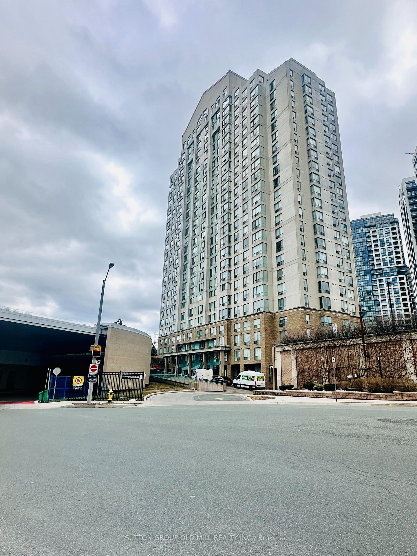 2205 - 101 Subway Crescent Toronto Ontario Canada Sale residential Johanna Weaver Sutton Group Old Mill Realty Inc., Brokerage *