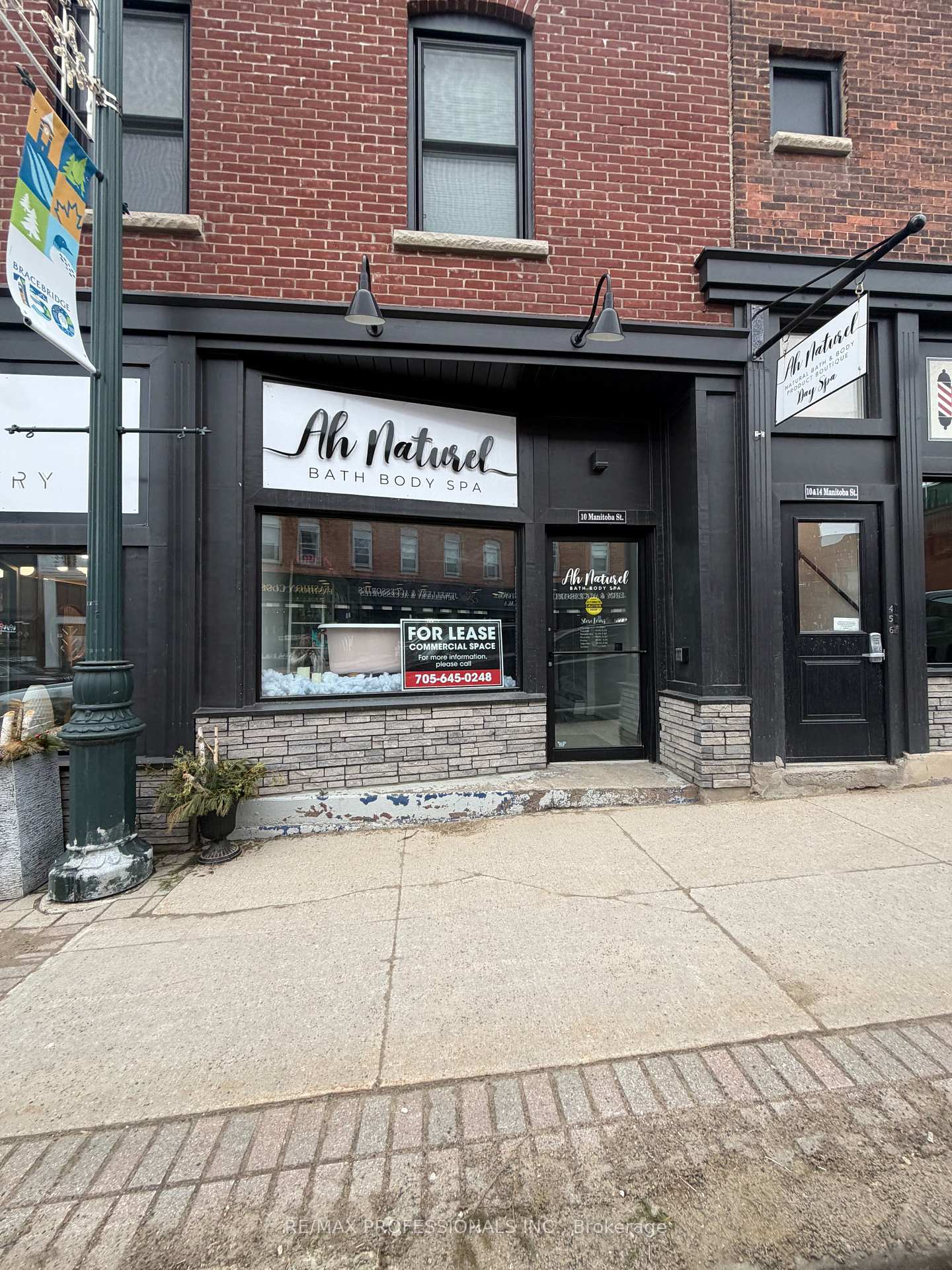 10 - 14 Manitoba Street Bracebridge Ontario Canada Lease commercial Rita Moore RE/MAX Professionals Inc., Brokerage *