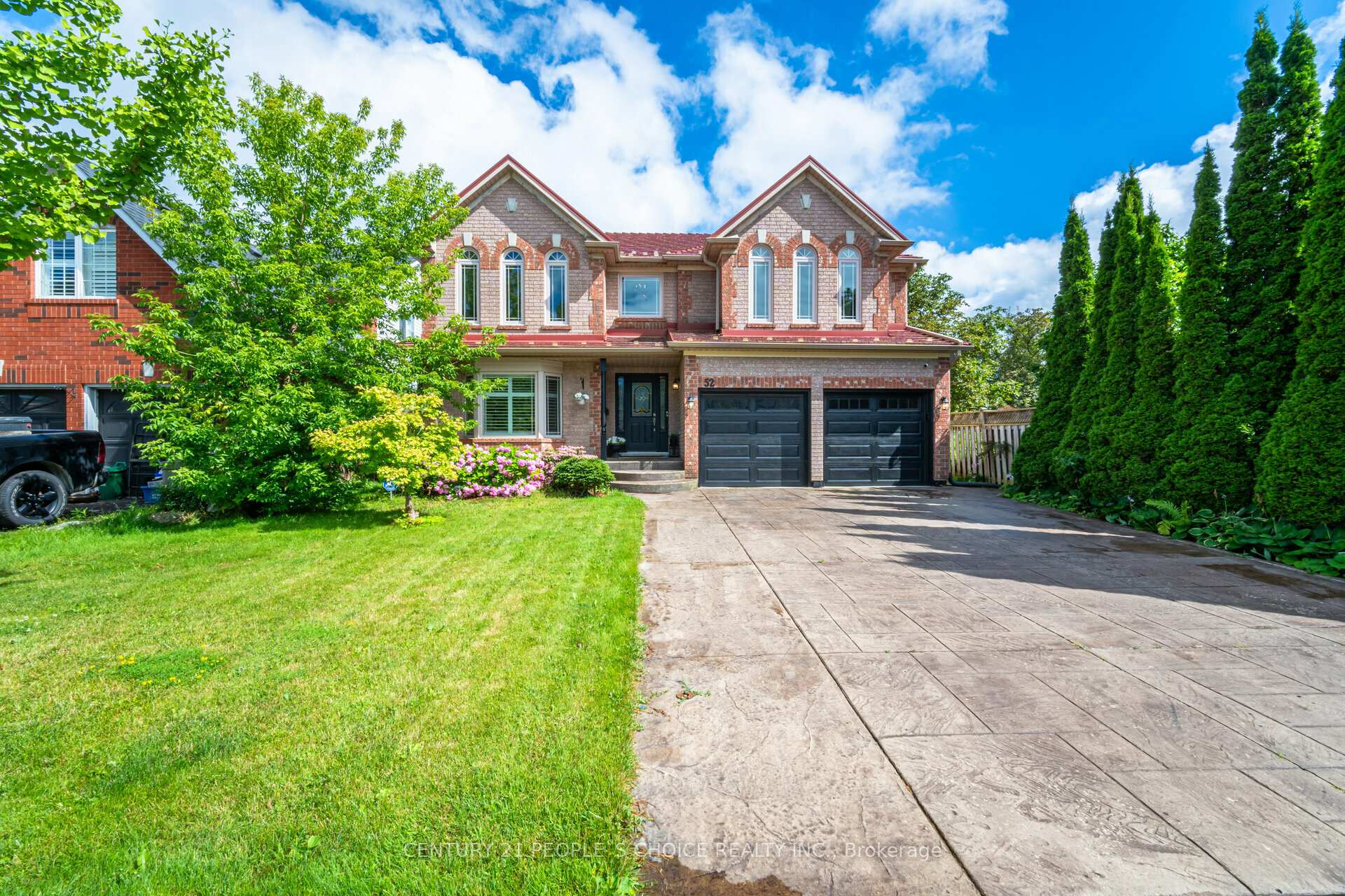 52 Canning Crescent Cambridge Ontario Canada Sale residential Chabi Ori Century 21 People's Choice Realty Inc., Brokerage *