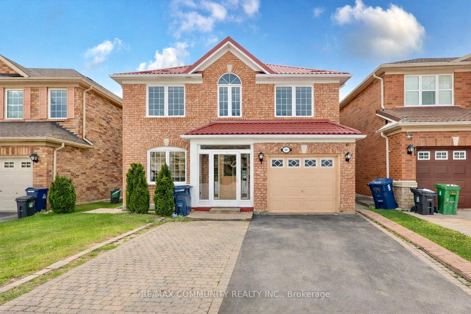 101 Meandering Trail Toronto Ontario Canada Rent residential Tharsh Kailayapillai RE/MAX COMMUNITY REALTY INC., Brokerage*