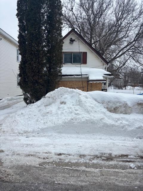 25 Montague Street Smiths Falls Ontario Canada Sold residential Ryann Bailey HomeLife/DLK Real Estate Ltd., Brokerage*