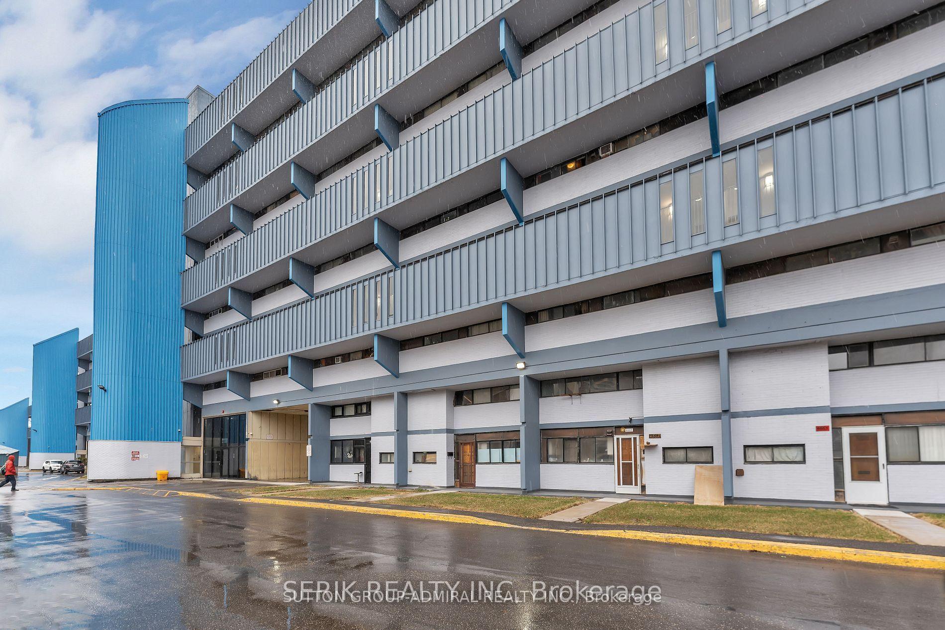 417 - 4673 Jane Street Toronto Ontario Canada Sale residential Ji Young (Jenny) Kim-Yoo Sutton Group-Admiral Realty Inc., Brokerage *