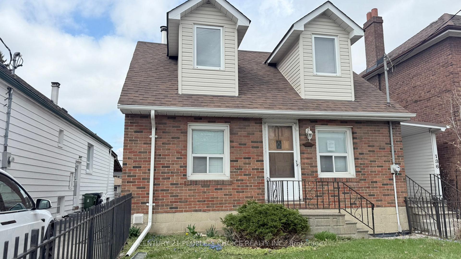 136 Northland Avenue Toronto Ontario Canada Sale residential Sanjay Bhalla Century 21 Peoples Choice Realty Inc., Brokerage *