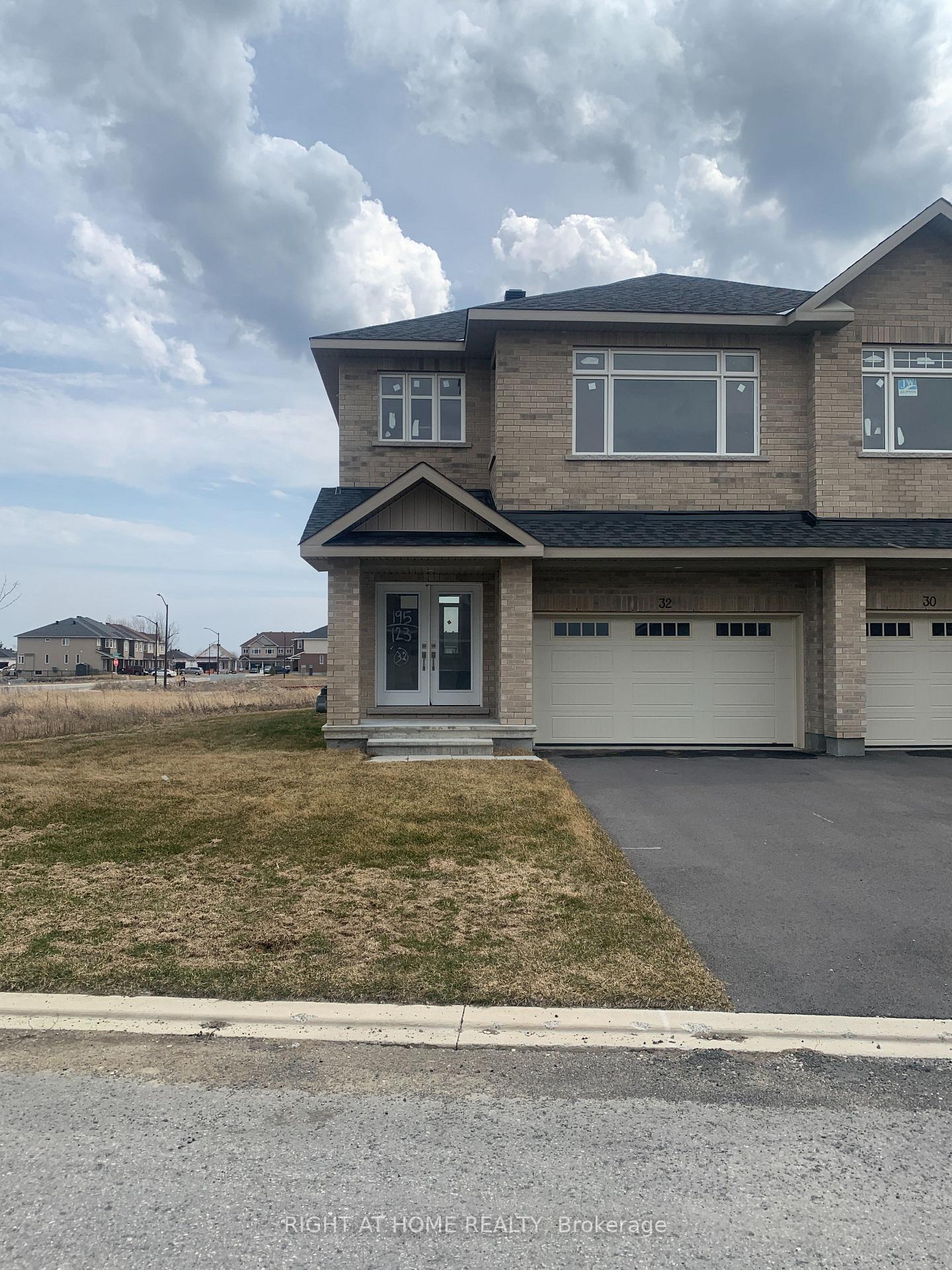 32 Wylie Way Carleton Place Ontario Canada Sale residential Xidong Fu Right at Home Realty, Brokerage*