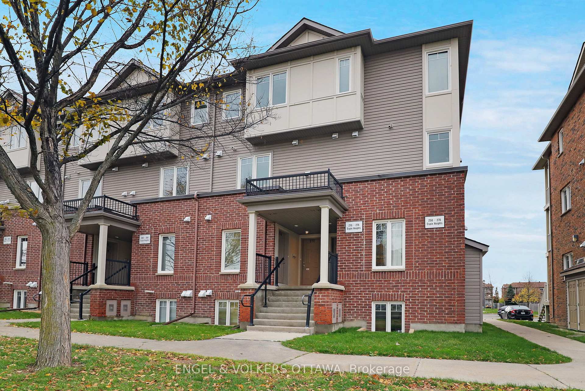 270 Espin Heights Ottawa Ontario Canada Sale residential Mo Sleiman Coldwell Banker Sarazen Realty, Brokerage*