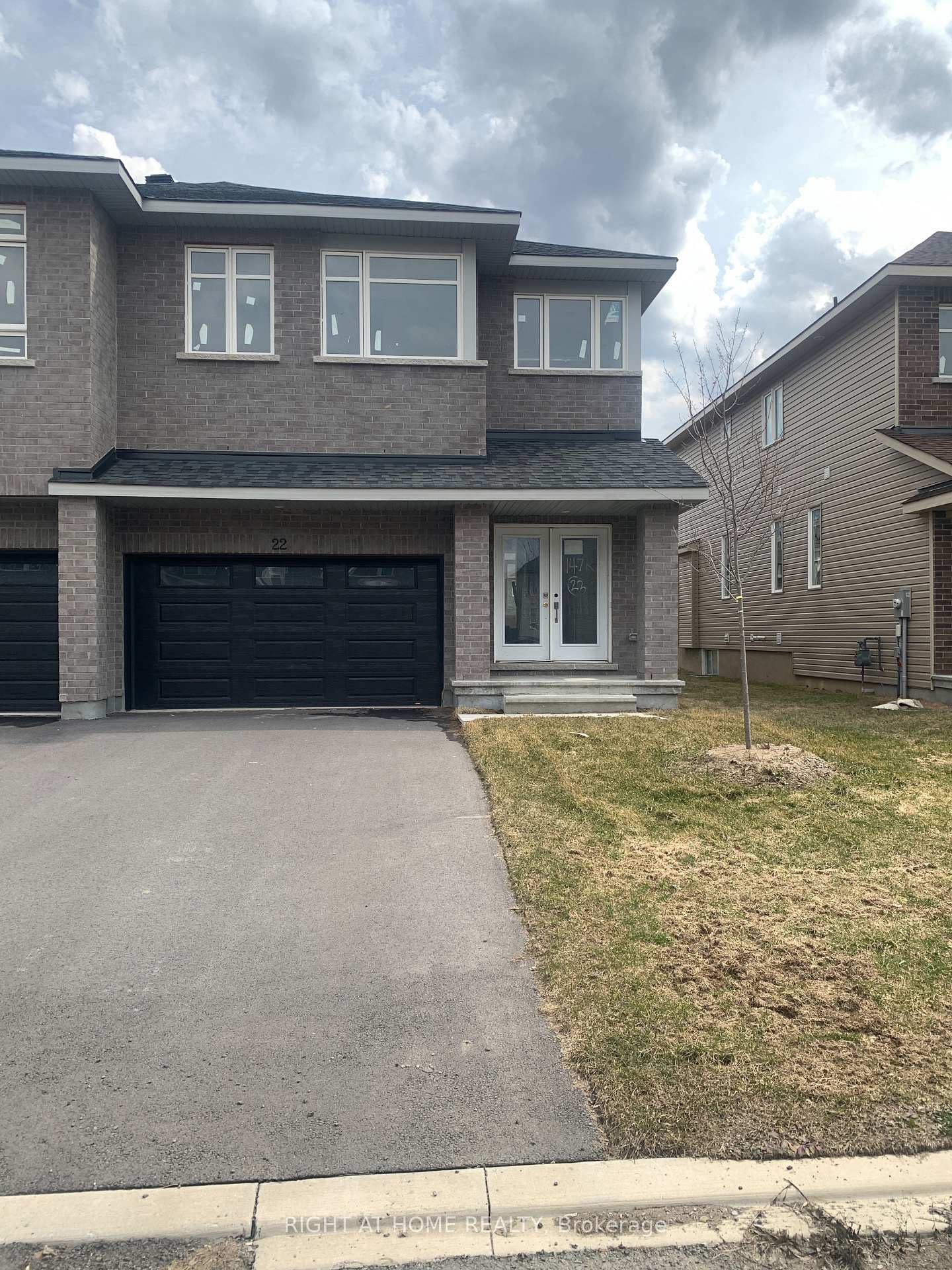 22 Wylie Way Carleton Place Ontario Canada Sale residential Xidong Fu Right at Home Realty, Brokerage*