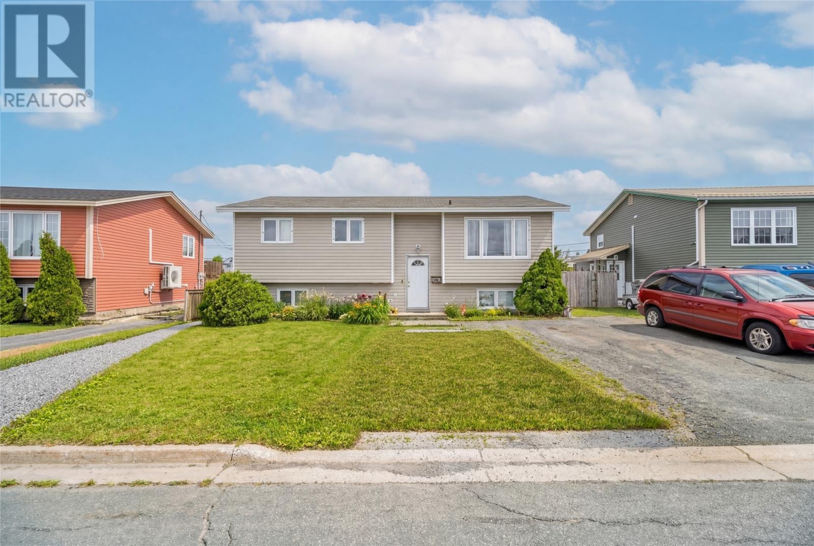69 Holden Street Mount Pearl Newfoundland And Labrador Canada Sale residential Ruby Manuel Royal LePage Atlantic Homestead