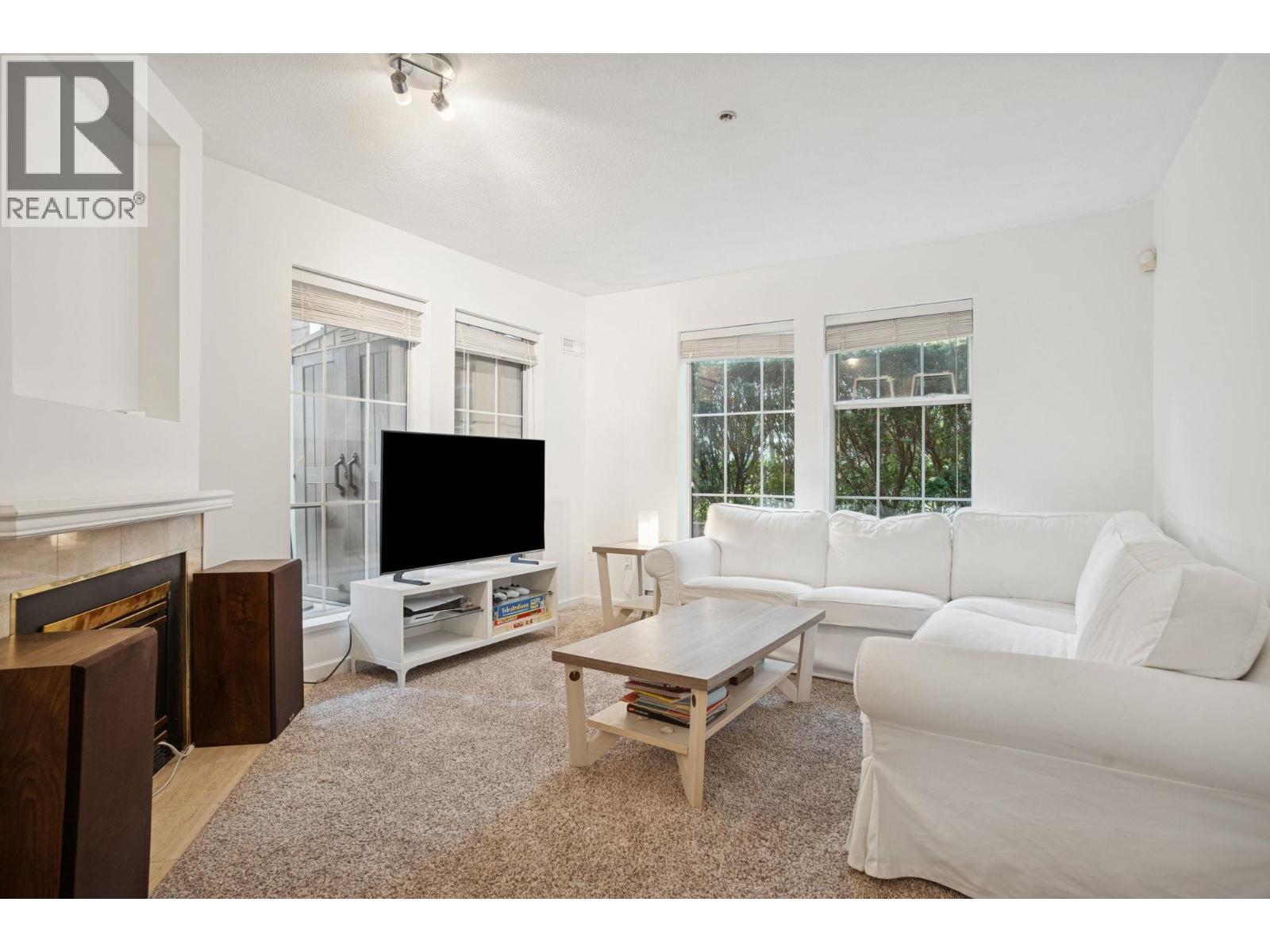 102 1199 WESTWOOD STREET Coquitlam British Columbia Canada Sale residential   Oakwyn Realty, Brokerage*