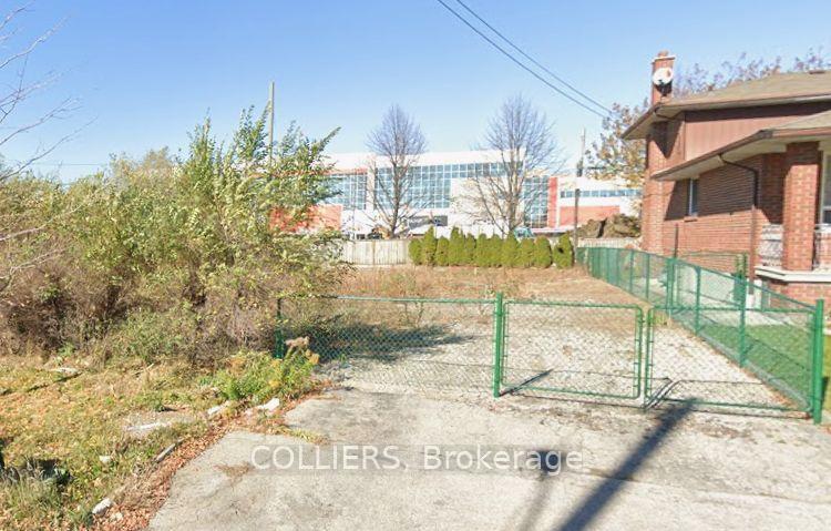 188 Fairholme Avenue Toronto Ontario Canada Sale commercial Silvia Di Monte Realinvest Canada Inc., Brokerage*