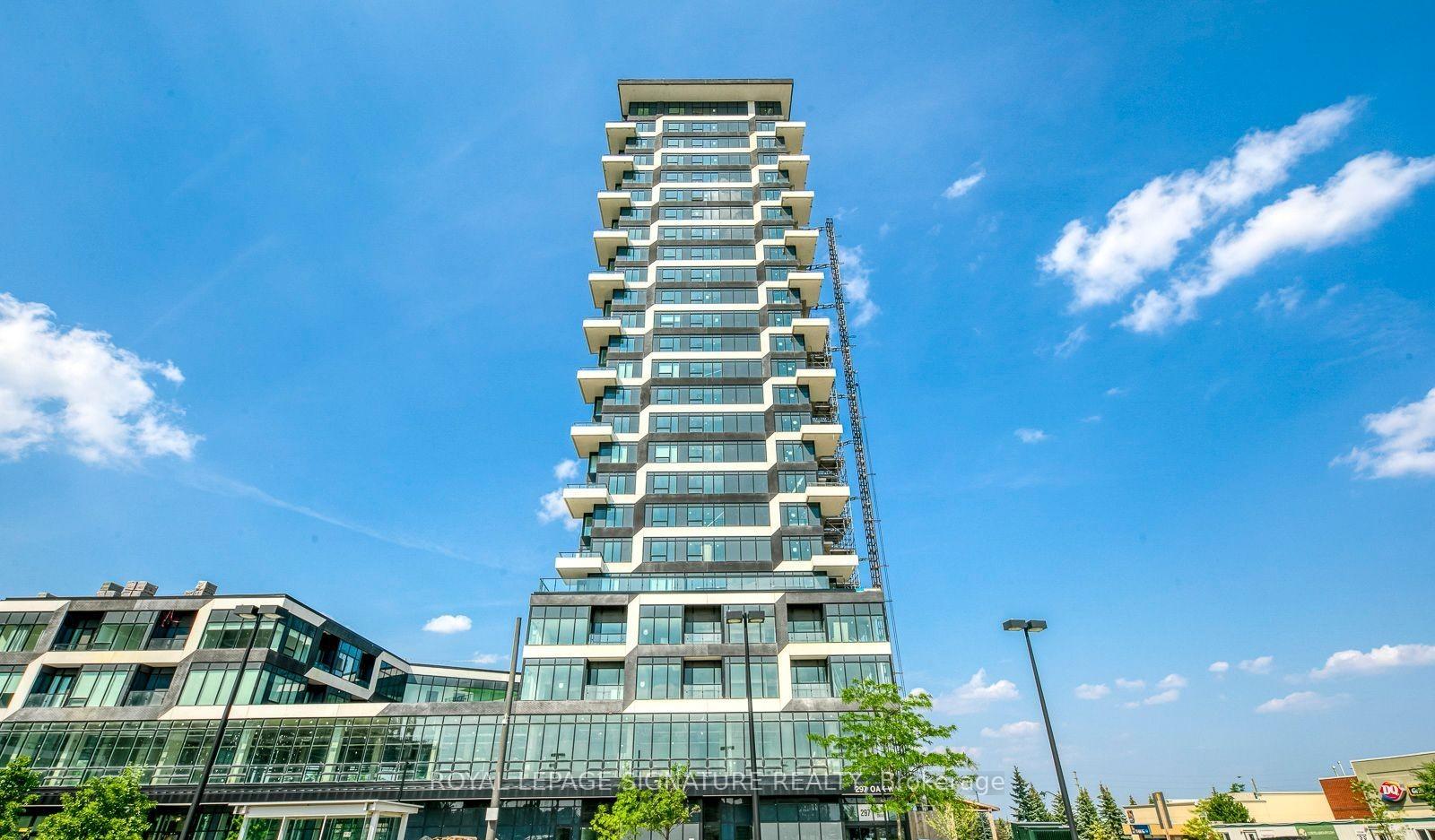 2005 - 297 Oakwalk Drive Oakville Ontario Canada Rent residential Alex Henriquez & Sandi Stumpo ROYAL LEPAGE SIGNATURE REALTY, Brokerage*