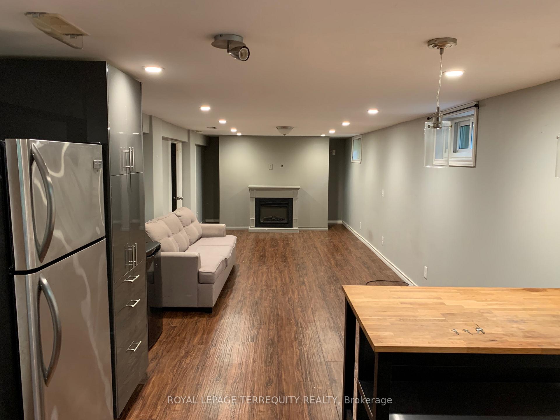 Lower - 319 Hillcroft Street Oshawa Ontario Canada Rent residential Rich Weisz Royal LePage Terrequity Realty, Brokerage*