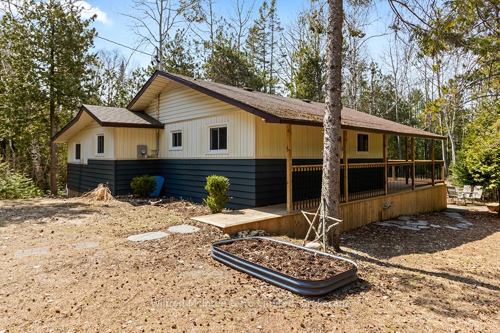 55 Thompson Avenue Native Leased Lands Ontario Canada Sale residential Mac Ferris Wilfred Mcintee & Co. Ltd., Brokerage* (Southampton)