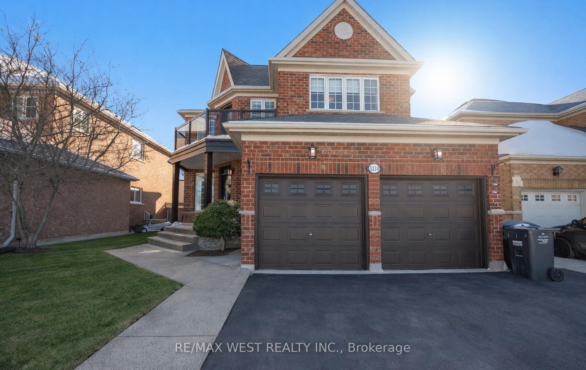 3374 Artesian Drive Mississauga Ontario Canada Sale residential Elena Vankevich Brokerage Information: Not available, please contact website owner