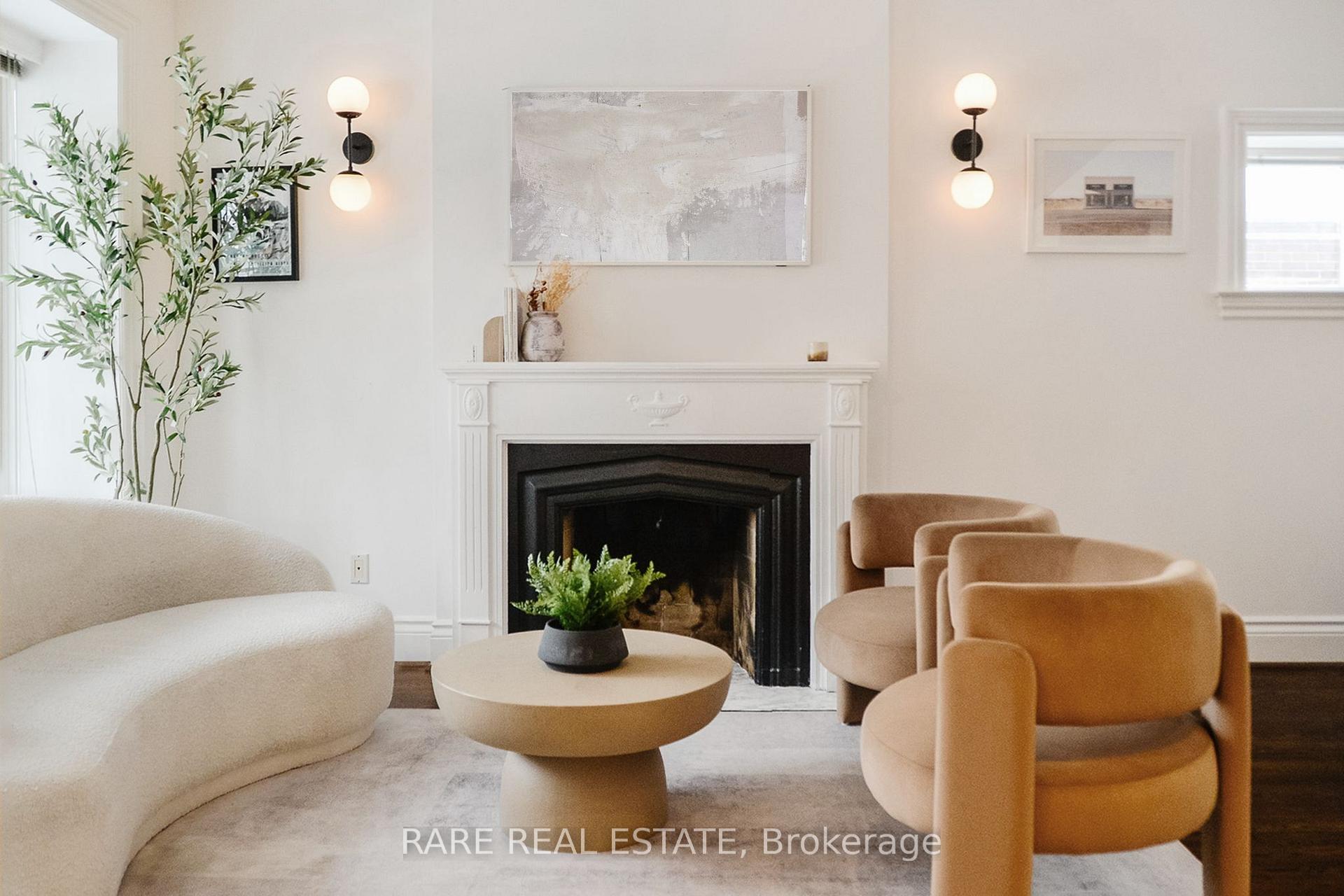 33 Red Deer Avenue Toronto Ontario Canada Sale residential Heather Mackenzie Skybound Realty, Brokerage 