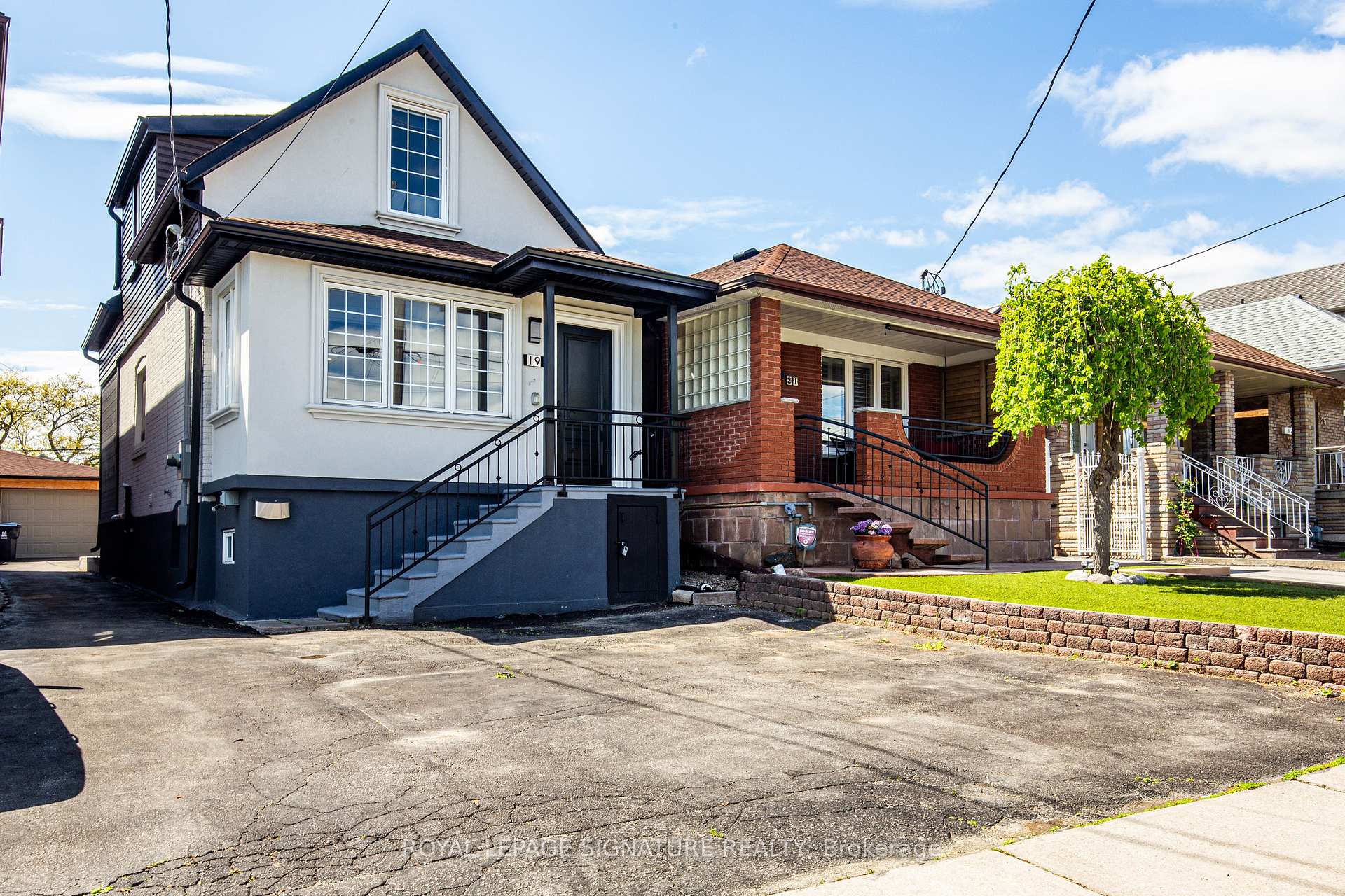 19 Schell Avenue Toronto Ontario Canada Sale residential Mary Barone ROYALTY PLUS REALTY CORP., Brokerage*