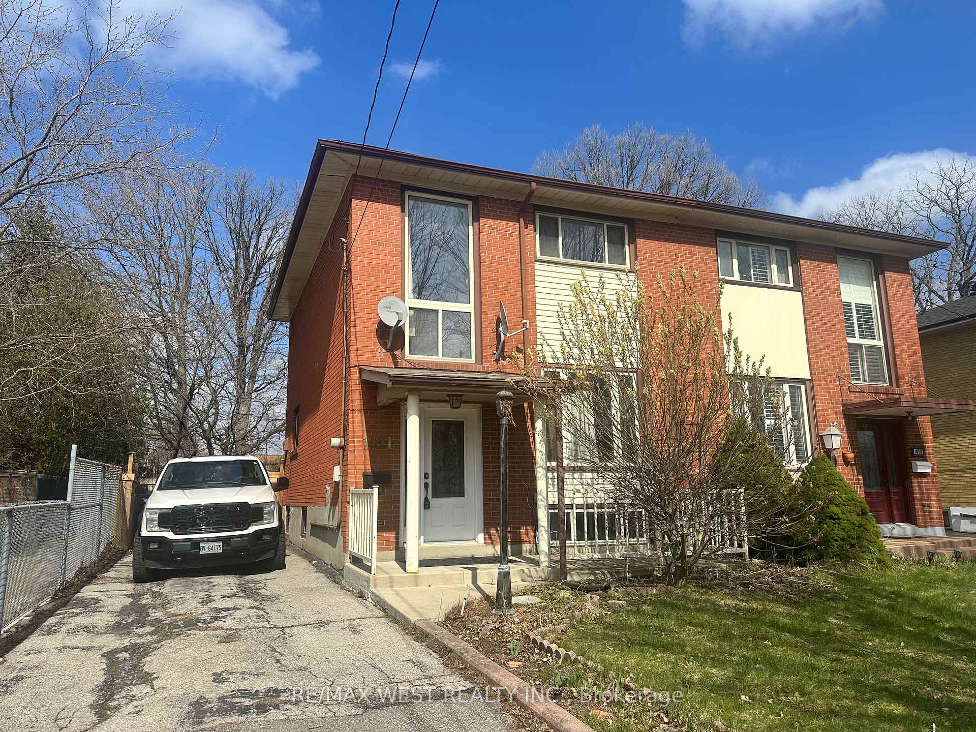 1421 Freeport Drive Mississauga Ontario Canada Sale residential Honey Choi | Toronto Real Estate Agent RE/MAX West Realty Inc., Brokerage *