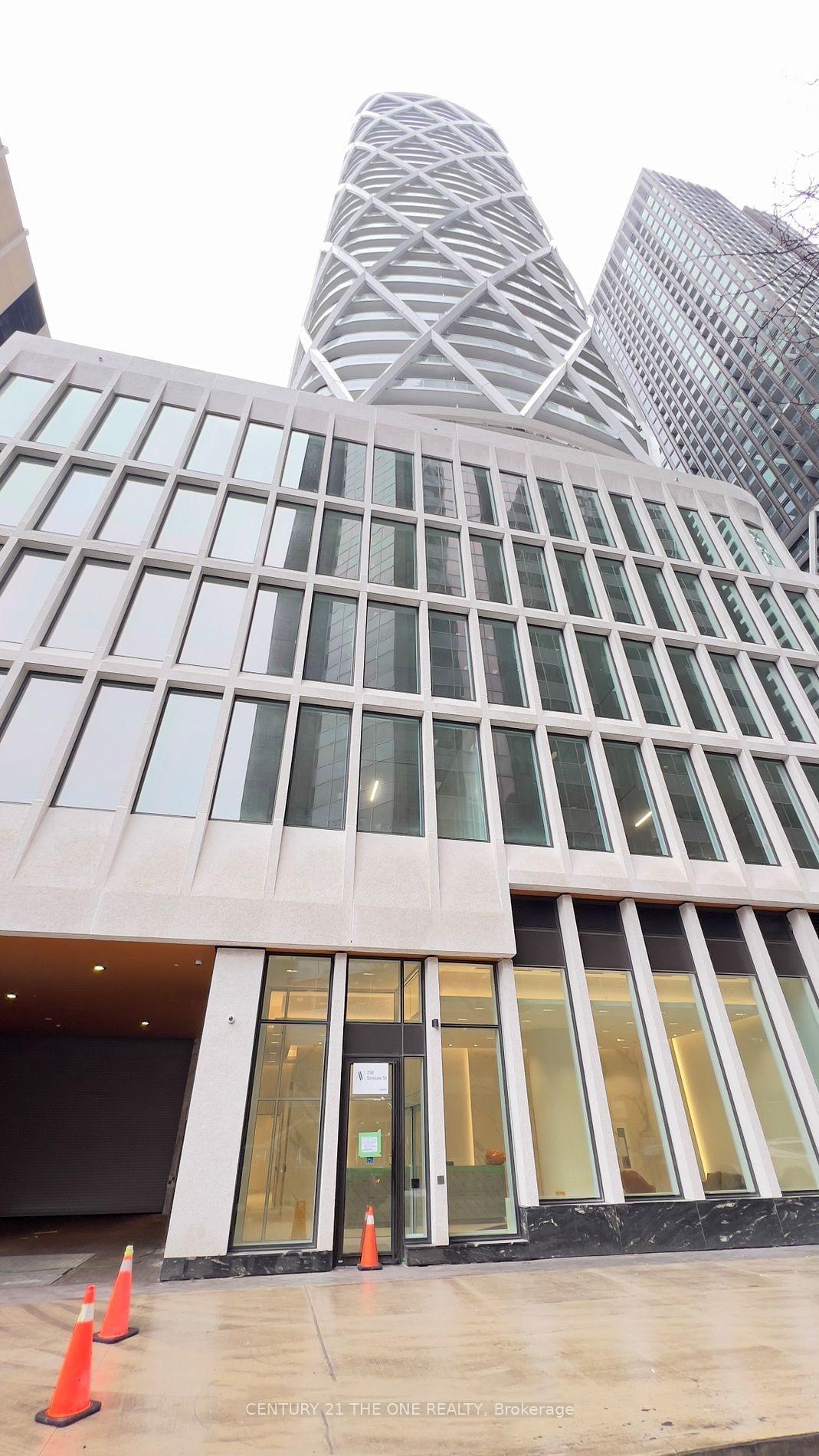2417 - 230 Simcoe Street Toronto Ontario Canada Sale residential Harry Saggu Century 21 Paramount Realty Inc., Brokerage*