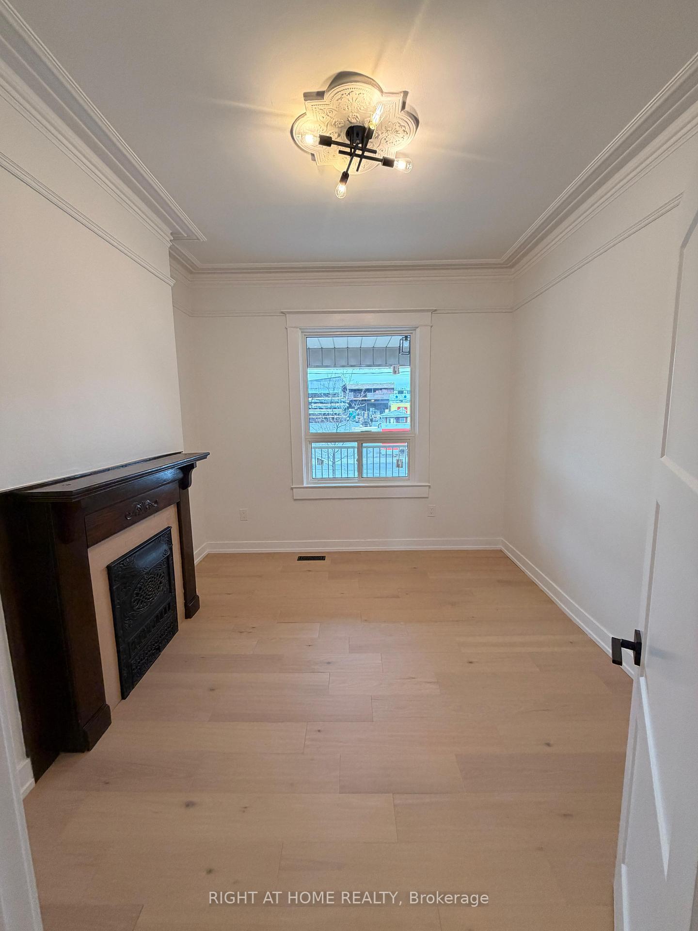 1 - 751 Dupont Street Toronto Ontario Canada Rent residential Anatoliy Rependa Right at Home Realty, Brokerage*