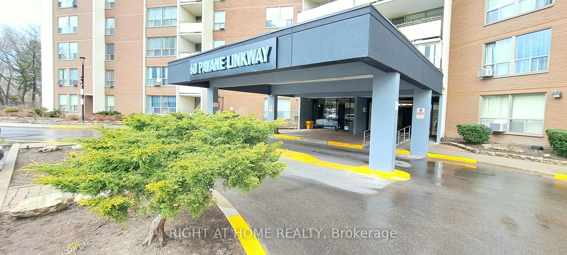 3 (R1-3) - 60 Pavane Linkway Toronto Ontario Canada Rent residential Dee Paul Right at Home Realty, Brokerage*