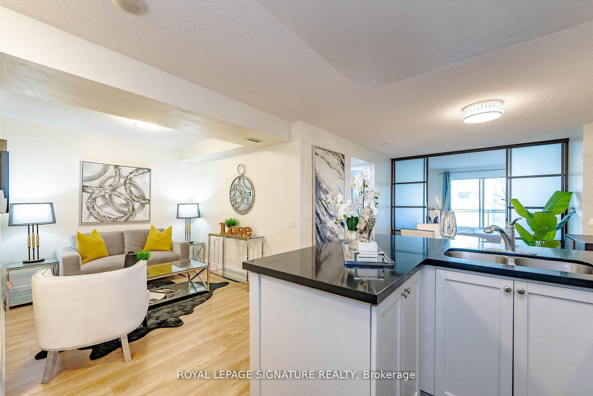 209 - 21 Hillcrest Avenue Toronto Ontario Canada Rent residential Alex Henriquez & Sandi Stumpo ROYAL LEPAGE SIGNATURE REALTY, Brokerage*