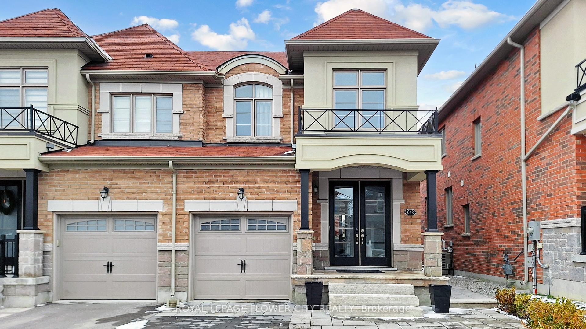 642 Sweetwater Crescent Newmarket Ontario Canada Sale residential Harry Singh Royal LePage Flower City Realty Inc., Brokerage*