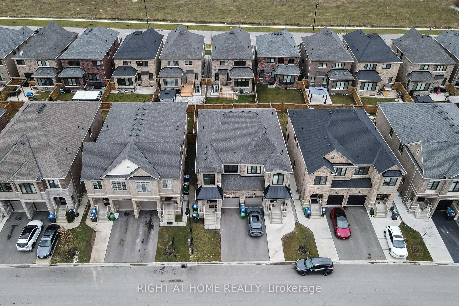 LOWER - 25 HUBBELL Road Brampton Ontario Canada Rented residential Christopher Hurst Right at Home Realty, Brokerage*