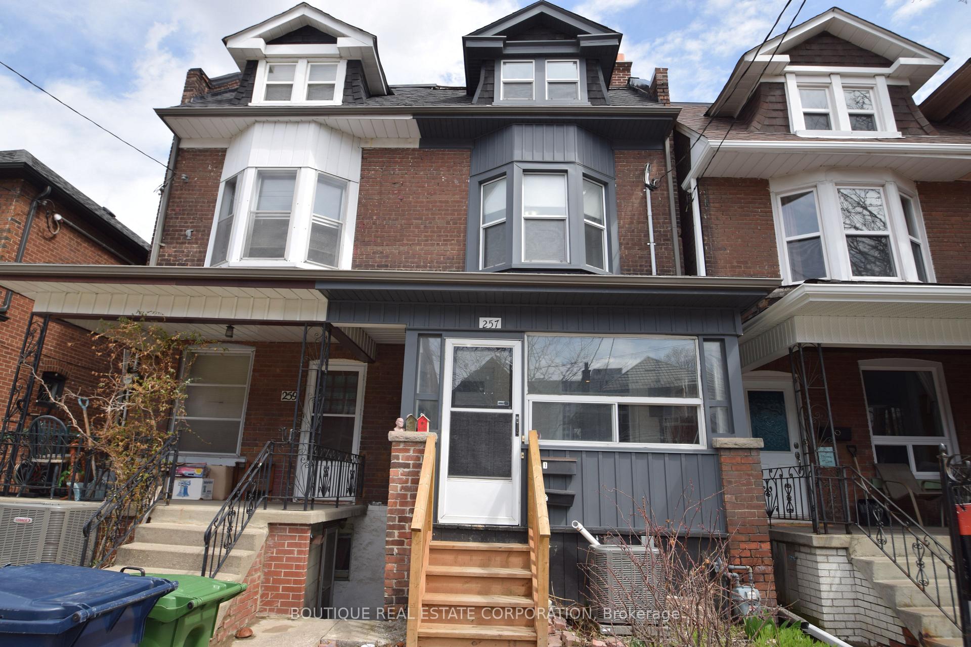 257 Concord Avenue Toronto Ontario Canada Sale residential Harry Saggu Century 21 Paramount Realty Inc., Brokerage*