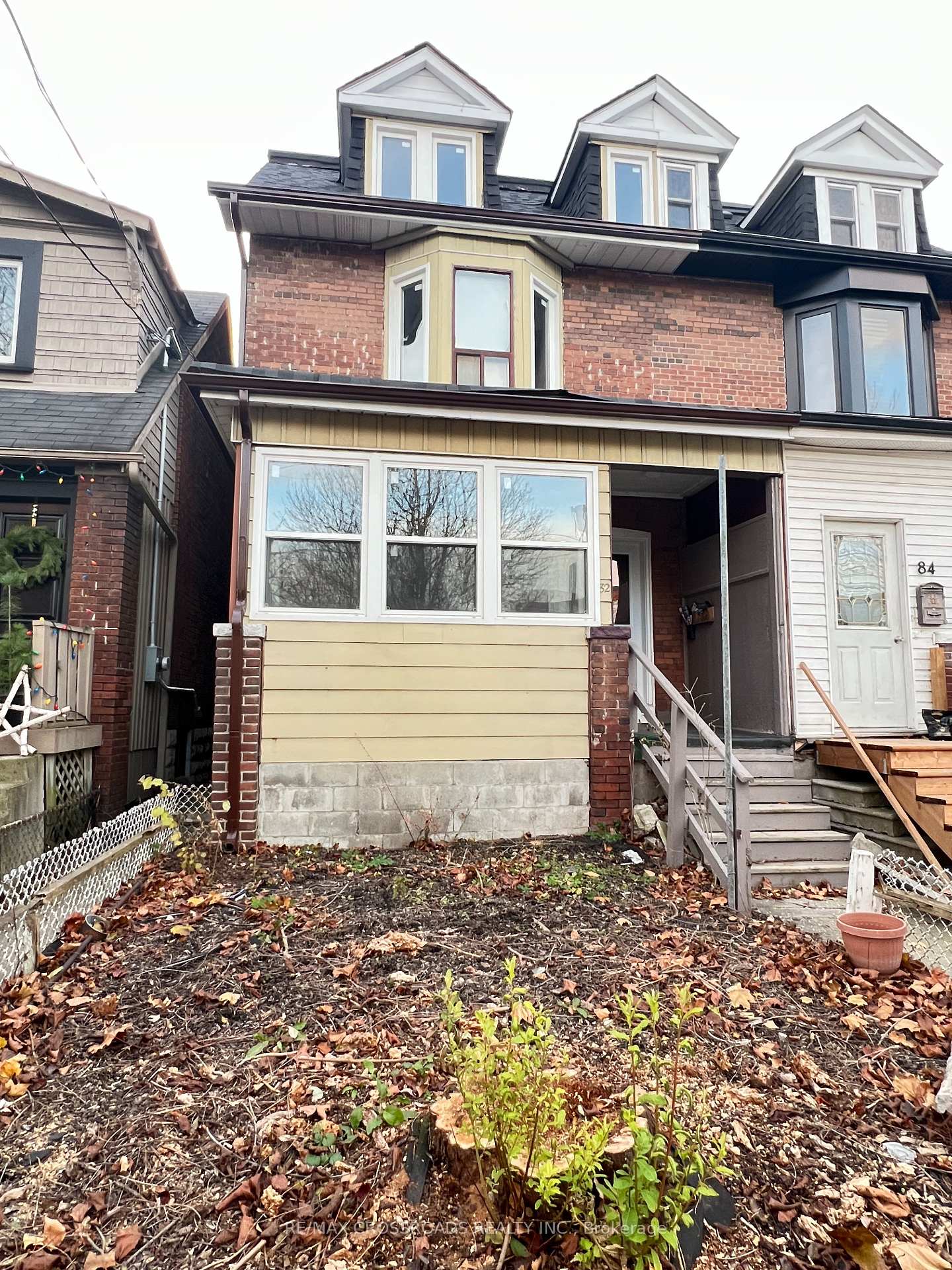 UNIT 3 - 82 Curzon Street Toronto Ontario Canada Rent residential Riverdale Homes and Condos Real Estate Homeward, Brokerage*