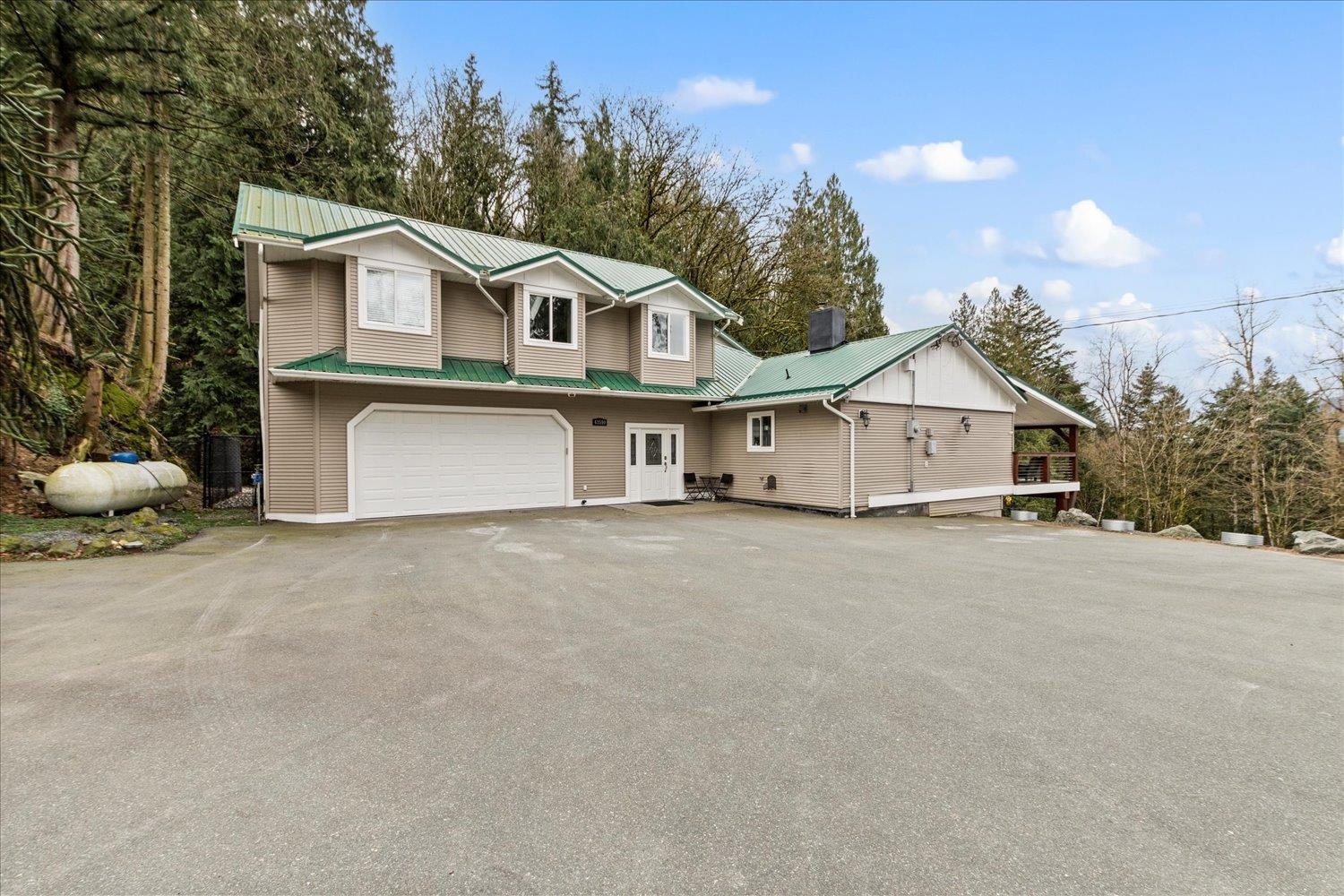 43590 CHILLIWACK MOUNTAIN ROAD|C Chilliwack British Columbia Canada Sale residential Lisa de Vooght Pathway Executives Realty Inc.