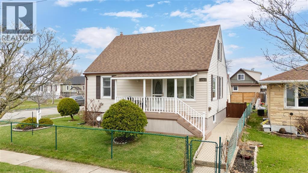 748 Alexander STREET Sarnia Ontario Canada Sale residential Kevin Thompson RE/MAX PRIME PROPERTIES UNIQUE GROUP, BROKERAGE